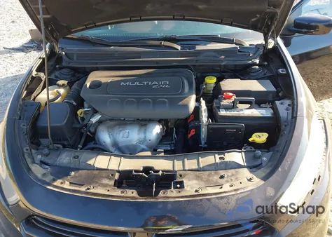 2015 Dodge Dart Sxt z USA, uszkodzony, nr VIN 1C3CDFBB6FD251498